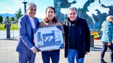 La Municipalidad de Ushuaia participó de la conmemoración del Día del Mar Boliviano