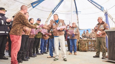 Se inauguró la carpa de los veteranos de guerra en la Plaza Islas Malvinas  de Ushuaia