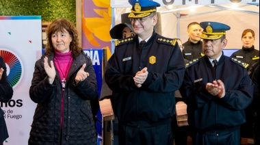 La Policía Fueguina conmemora sus 139 años compartiendo con la comunidad la “Expo Conociendo tu Policía”