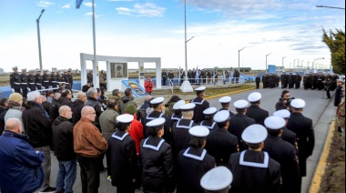 Gobierno acompañó en los actos en conmemoración del 42° Aniversario del Hundimiento del Crucero ARA General Belgrano