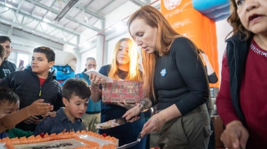 Juegos, música y sorpresas en los festejos por el primer aniversario de la Casa de la Alegría