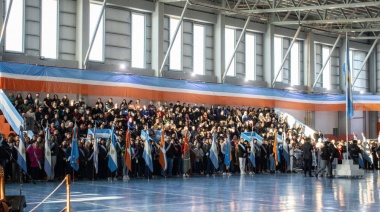 La Municipalidad de Ushuaia participó del acto conmemorativo del 33° aniversario de  jura de la Constitución Fueguina