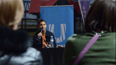 Los deportistas fueguinos Valentín Garay y Constantino Vaporaki brindaron una charla en el Ítalo Favale