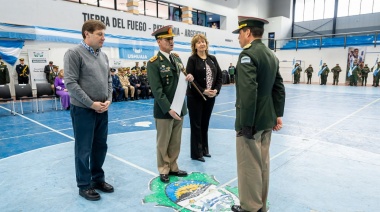 El Gobernador Melella participó del acto por el 86° aniversario de la creación de Gendarmería Nacional