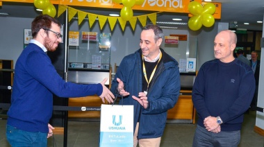 La Municipalidad de Ushuaia dio la bienvenida al vuelo inaugural de la ruta Ushuaia-Calafate de Flybondi