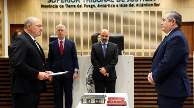 El Dr. Urquiza juró como Fiscal ante el Superior Tribunal de Justicia