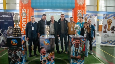 Gobierno acompañó la presentación de las copas de las Selecciones Argentinas de fútbol y de Futsal