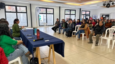 Se realizó una jornada de problemáticas de consumo ante personal del Municipio de Ushuaia