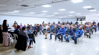 Gobierno y el BTF se reunieron con taxistas y remiseros para presentar las nuevas líneas de crédito