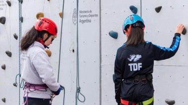 Comienzan los Juegos Urbanos Fueguinos con la disciplina de escalada en el Club Andino Ushuaia
