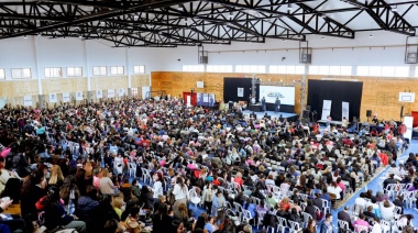 Gran convocatoria en el bingo “Mes de las Maternidades”