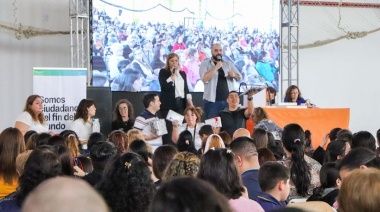 Se realizó el bingo por el "Mes de las Maternidades"