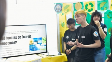 Estudiantes presentaron sus proyectos de los Clubes de Energía 2024