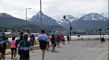 Más de 400 personas participaron de la Corre-Caminata “Movete”