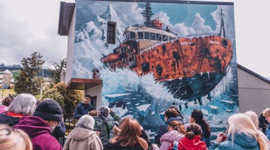 La Municipalidad de Ushuaia llevó adelante visitas guiadas al “Circuito de Murales de Malvinas”