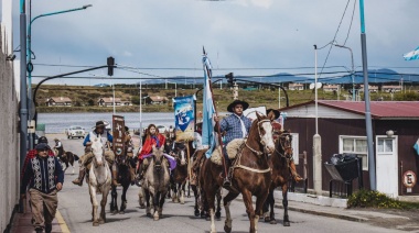 La Municipalidad de Ushuaia acompañó el acto por el Día de la Tradición”
