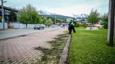 Personal del municipio de Ushuaia realizó trabajos de puesta en valor del Paseo de las Rosas