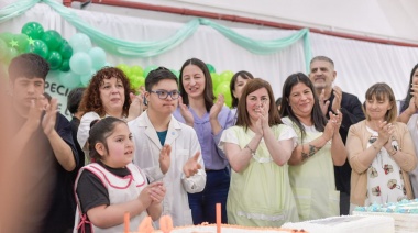 La Escuela Especial N°2 “Casita de Luz” celebró su 40° Aniversario