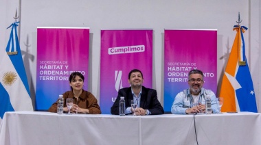 La Municipalidad de Ushuaia entregó 33 decretos de preadjudicación de tierras a integrantes del SUTEF