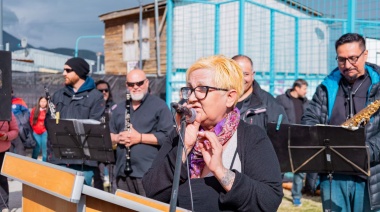 La Municipalidad junto a las familias del barrio inauguraron la plaza “Sor Juana Carrere” y el playón “Espera por la Vida”