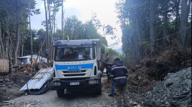 Se realizó una jornada de limpieza en el barrio Dos Banderas