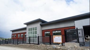 La obra del nuevo edificio de la nueva Escuela N°40 de Ushuaia se encuentra en su etapa final