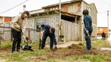 Se encara tareas de mantenimiento y limpieza de patios internos en Río Grande