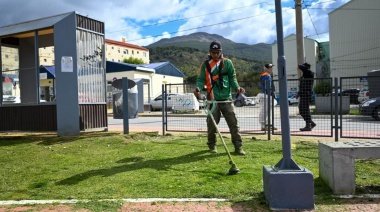 Se realizó una jornada de limpieza y retiro de residuos voluminosos en el Barrio 640 Viviendas