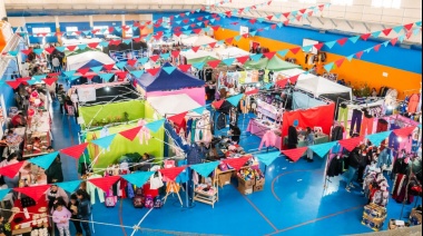 Vecinos y vecinas  se sumaron a la segunda edición de “Feriantes del Fin del Mundo”