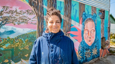 Dos nuevos murales se sumaron al casco céntrico de Ushuaia