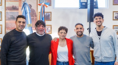 Gobierno acompañó la inauguración de la sala de exposiciones del Automóvil Club Río Grande