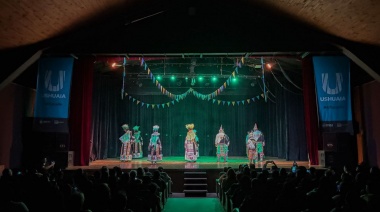 Una Sala Niní Marshall repleta disfrutó de una nueva edición de la “Gala de Carnaval”