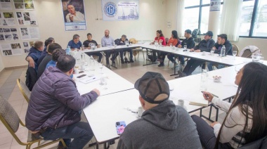 Se coordina las acciones para acercar ayuda a damnificados de la catástrofe de Bahía Blanca
