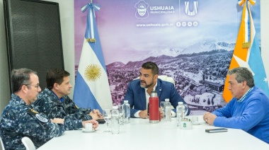 El Intendente Walter Vuoto recibió a las autoridades del Rompehielos ARA Almirante Irizar