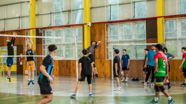 Concentraciones de los seleccionados de atletismo y vóley