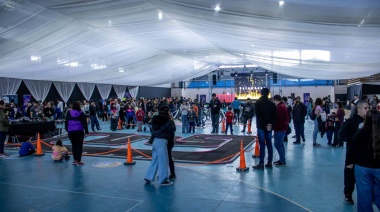 Gran convocatoria de vecinos y vecinas en la “Expo Gamer”
