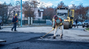 El Municipio asfaltó la calle de Provincia Grande