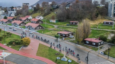 Cientos de familias cerraron la temporada de bicicletas eléctricas en la bicicleteada “Hacemos Soberanía”