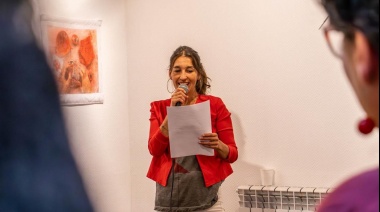 Se llevó adelante la inauguración de la exposición “Roja” en la Antigua Casa Beban