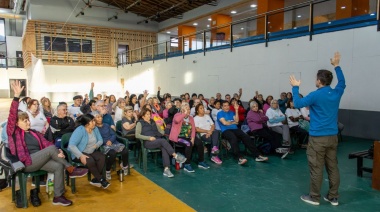 La Municipalidad de Ushuaia brindó una charla de prevención sísmica a adultos mayores