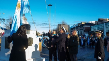 La Municipalidad de Ushuaia participó de la celebración por el 215° Aniversario de la Revolución de Mayo