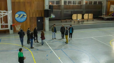 Integrantes del comité de los Juegos Binacionales de la Araucanía recorrieron espacios deportivos de la Provincia