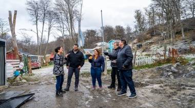 Más de 170 familias del Valle de Andorra ya acceden a los servicios de agua potable y cloacas