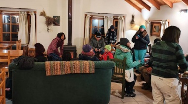 Ushuaia celebró “La Noche Más Larga” con una mágica caminata nocturna en el Jardín Botánico