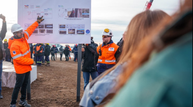 “Es un día de alegría porque marca el comienzo hacia la transición energética tan importante para nuestra provincia”