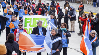 Se acompañó el 53° aniversario de la ciudad de Tolhuin