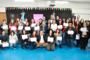 Se entregó certificados de formación laboral a vecinos y vecinas
