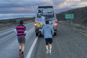 Federico corrió 40km en la segunda jornada de carrera y el martes después del mediodía llega a Tolhuin