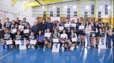 Con gran convocatoria se llevó a cabo el Torneo Relámpago de Vóley #8M