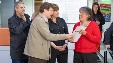 Histórico reconocimiento para los y las docentes de los CAAD de la provincia